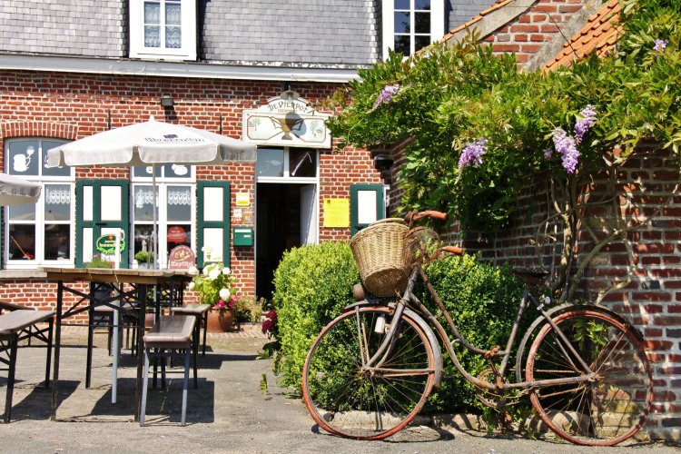 Estaminets flamands : De Vierpot ( Le pot à braises) à Boeschepe