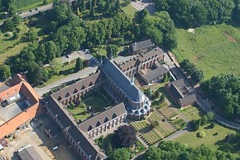 Abbaye du Mont des Cats, vue aerienne